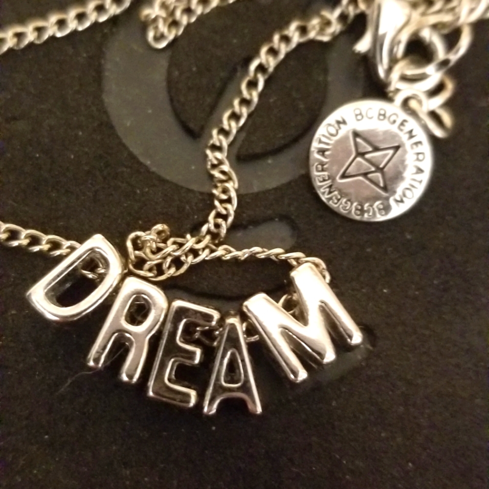 BCBG necklace